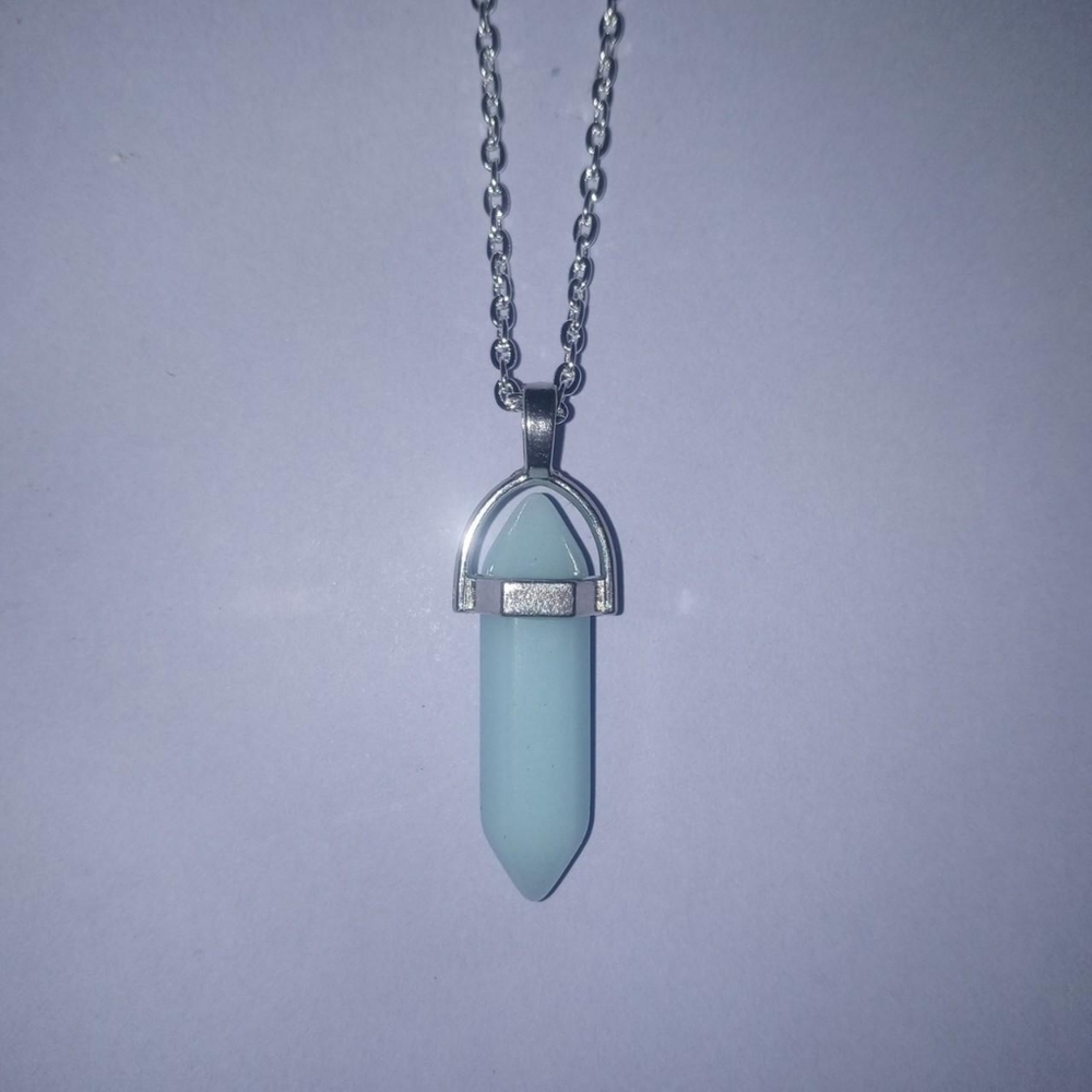blue glow in the dark crystal necklace